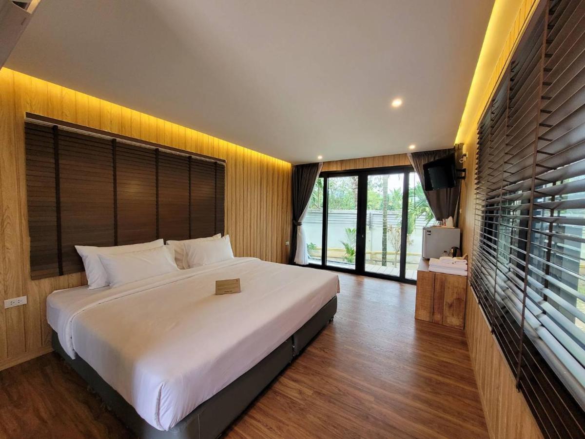 Sunnyvale Ranong 2 Hotel Bagian luar foto